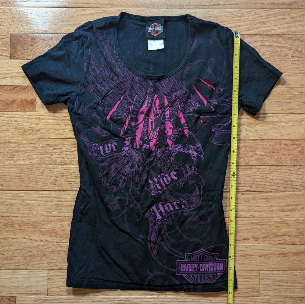 Woman's Tee